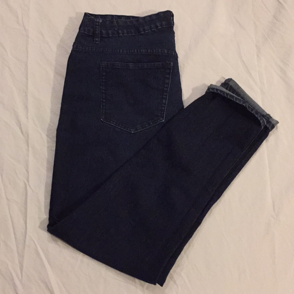 Avenue Skinny Jeans - 16A